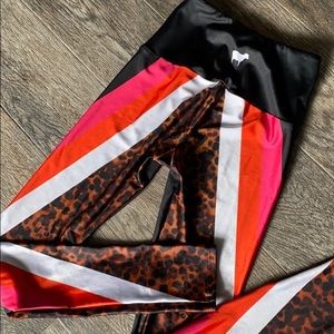 Goldsheep color blocked leopard leggings XS